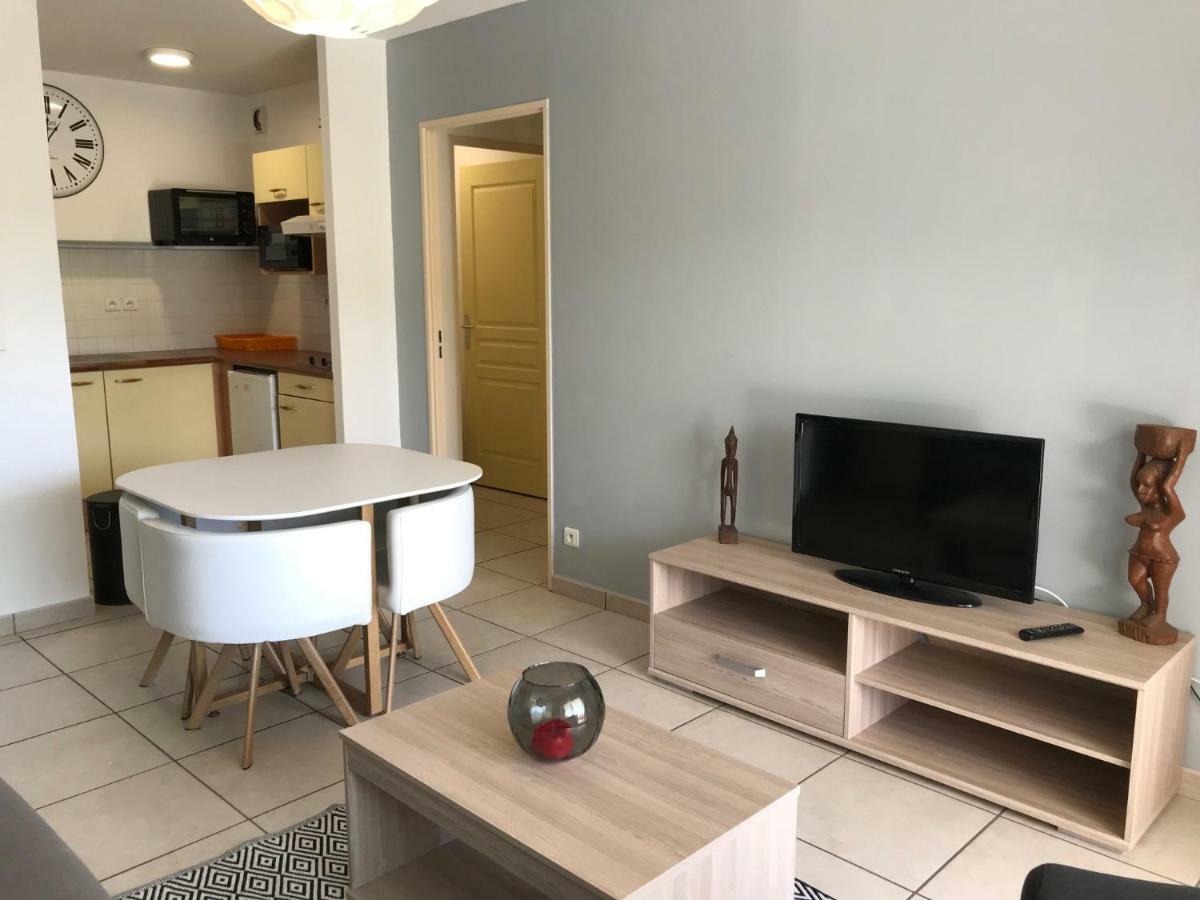 Meuble Homard Avec Jacuzzi Et Vue Mer Сен-Жиль-ле-Бэн Экстерьер фото